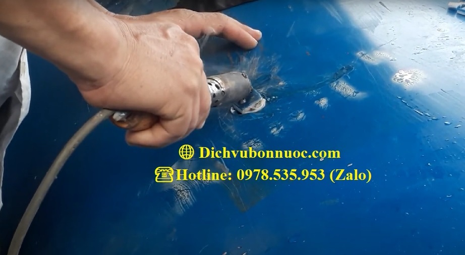 dịch vụ h&agrave;n bồn nước