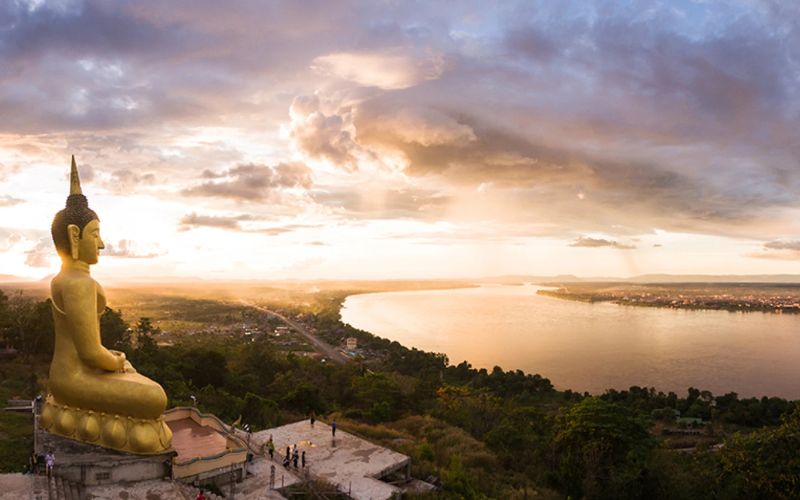  Bouddha-de-Wat-Phou-Salao 