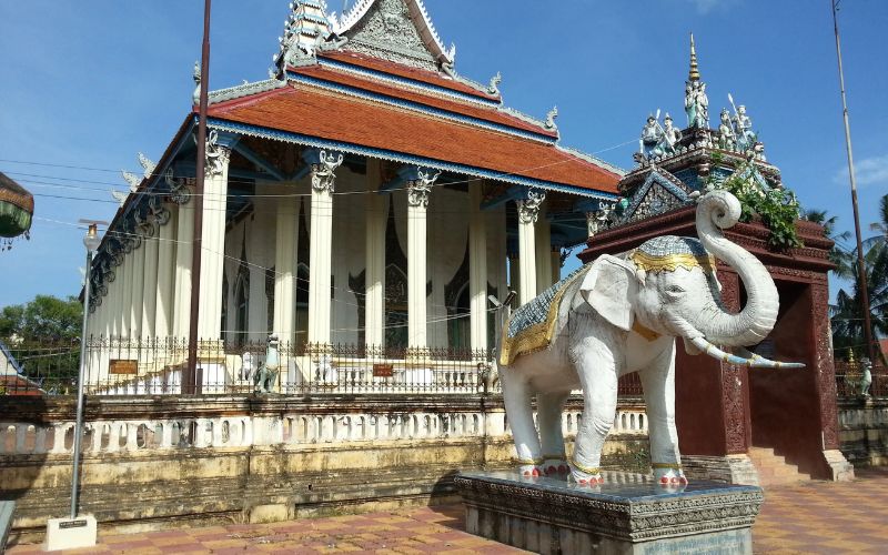 la-pagode-l&rsquo;&eacute;l&eacute;phant blanc