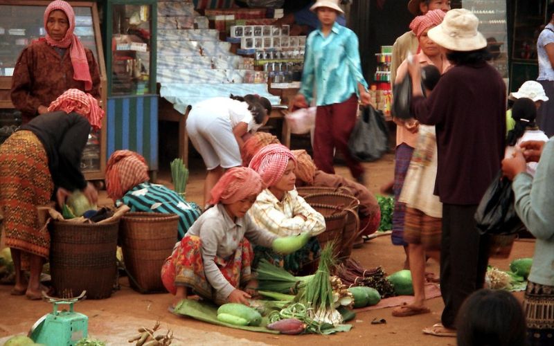 march&eacute;-banlung