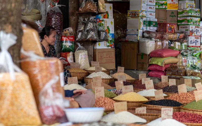 march&eacute;-con-son