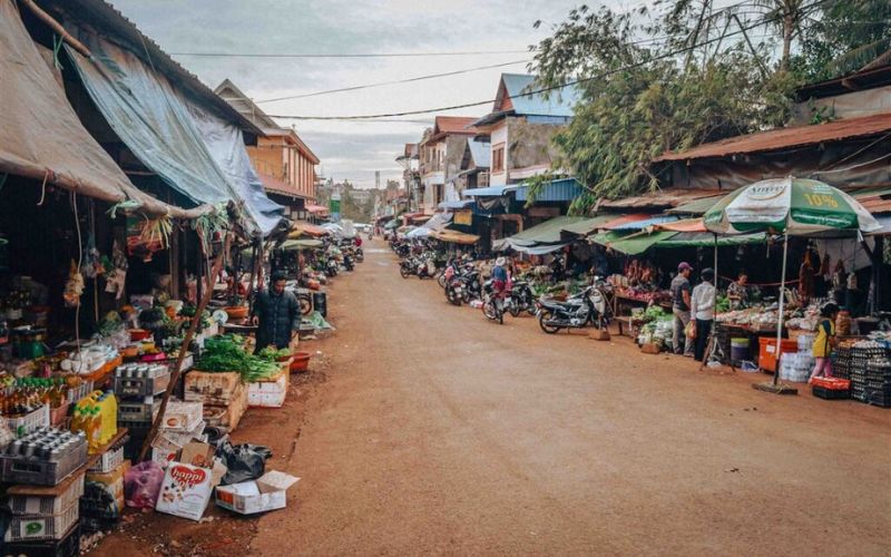 march&eacute;-de-Sen-Monorom