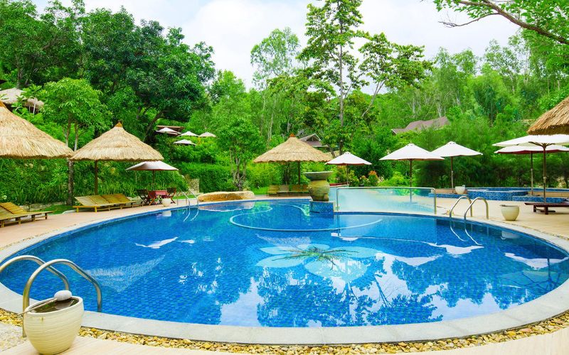 Sources chaudes- Thap Ba Hot Springs